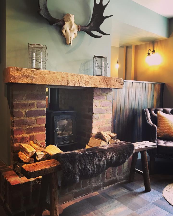The White Horse Hotel Hertingfordbury Екстериор снимка